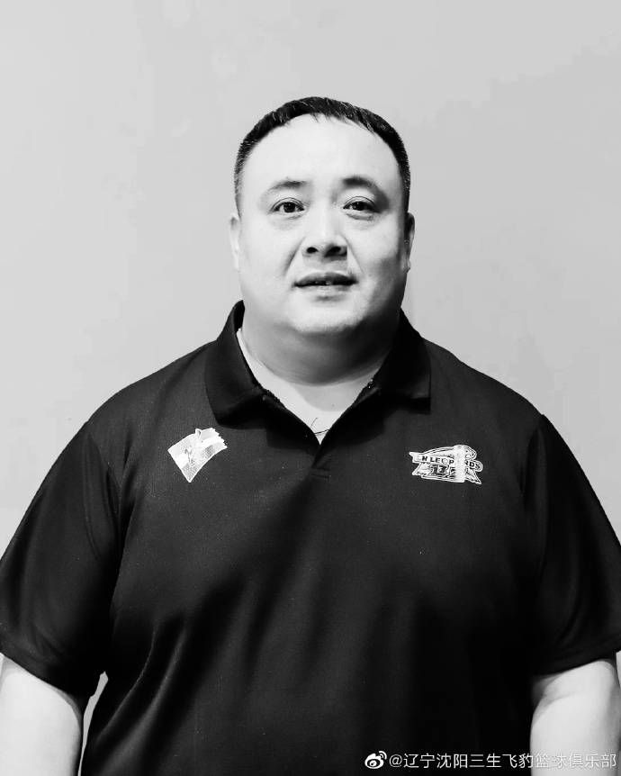 男男军警同床互摸同性