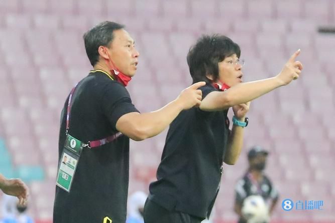 嗯啊h客厅伦女小惠